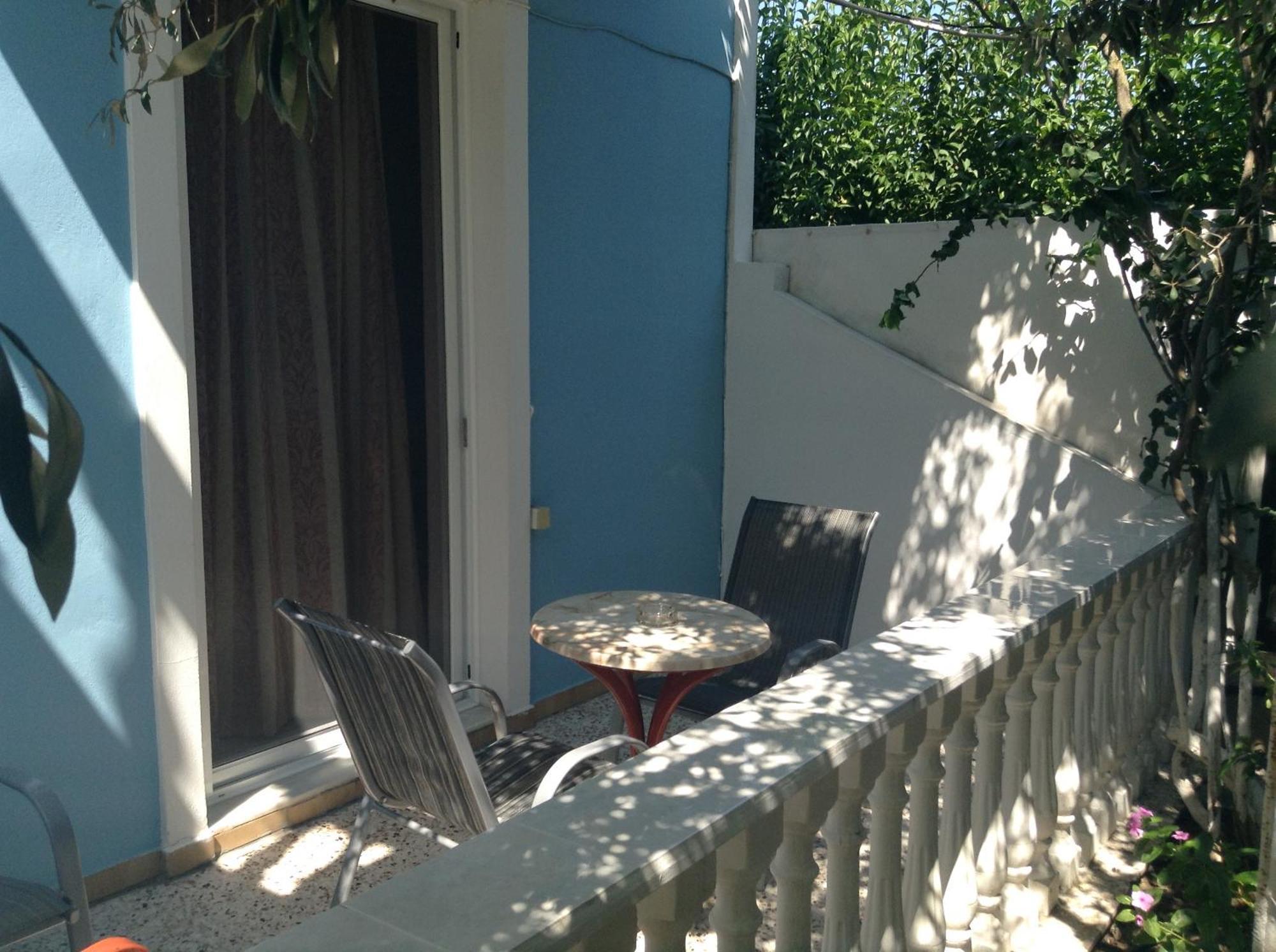 Dina * Kalamaki (Zakynthos)